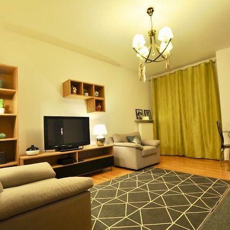 Mlociny Metro Apartment Varsóvia Exterior foto